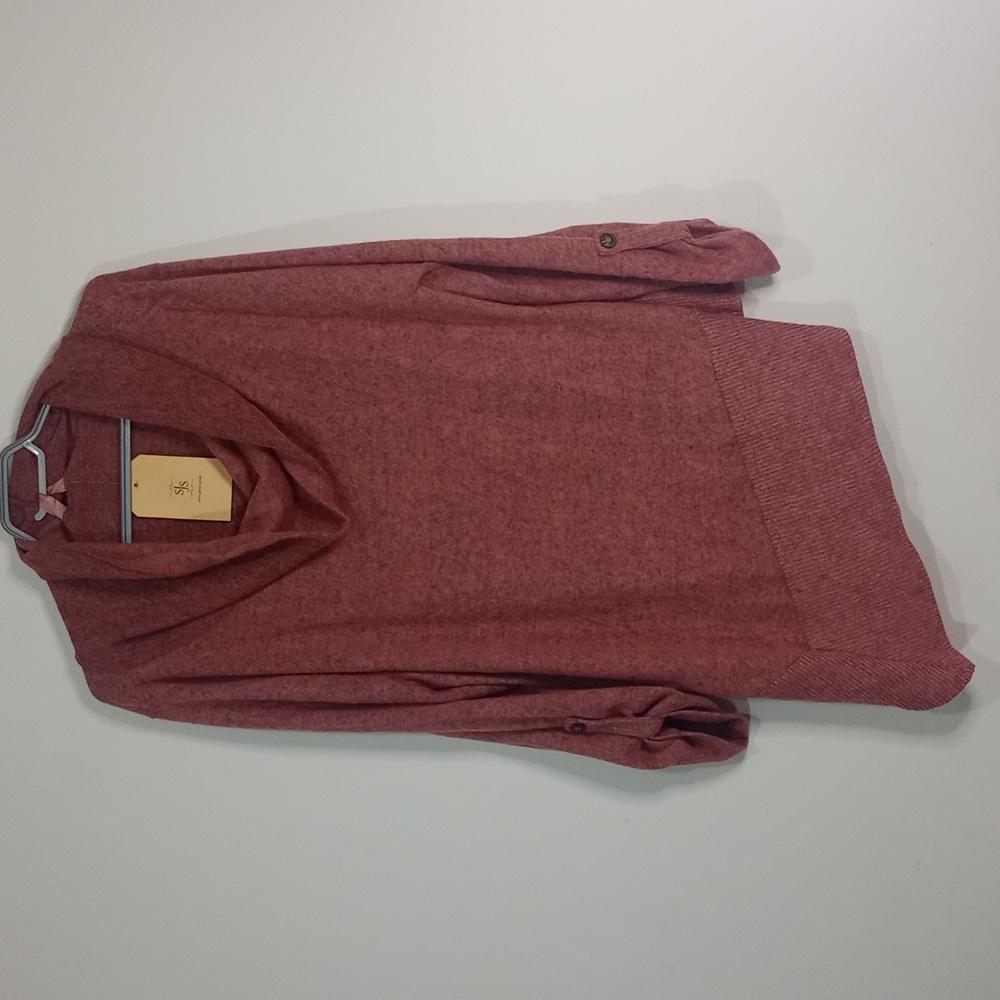 SJS. Crowl neck Sweater Knit with Button Sleeve & asymmetrical hem Size 1X